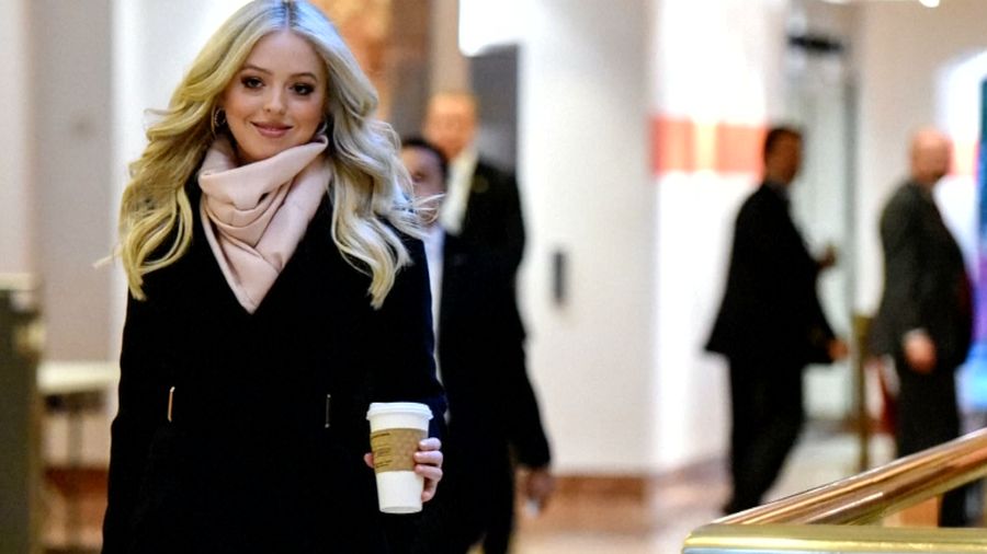 Tak Ada yang Mau Duduk di Samping Tiffany Trump Saat NYFW?