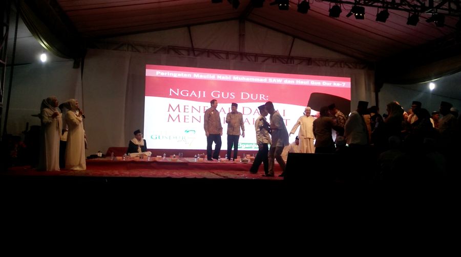 Hadiri Haul Gus Dur, Tiga Paslon Diburu Tukang Selfie