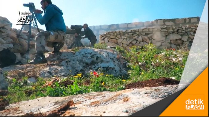 Video Tank Perang Suriah Dihancurkan di Aleppo