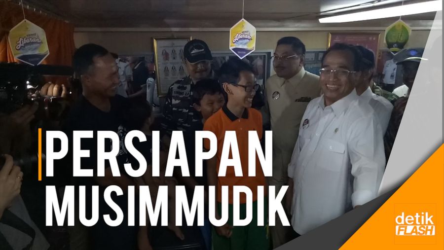 Menhub Tinjau Pelabuhan Ketapang