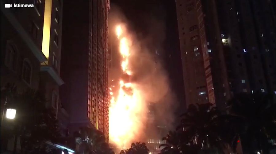 Ada Benda Jatuh dan Terbakar dari Gedung NEO SOHO