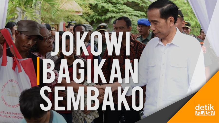 Jokowi Bagikan 4.000 Paket Sembako Buat Warga Solo