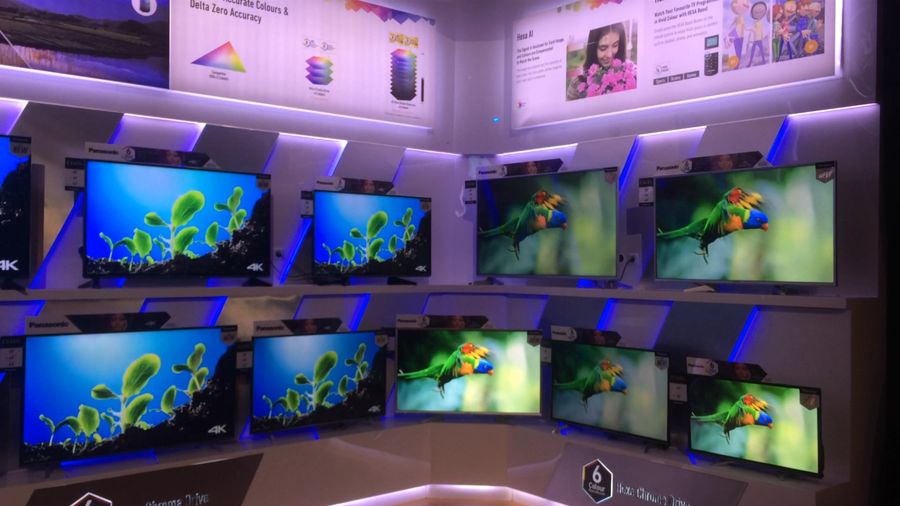 Panasonic Hadirkan Sensasi Bioskop di Rumah