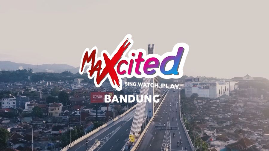 Maxcited Hangatkan Warga Bandung Dengan Nuansa Nostalgia