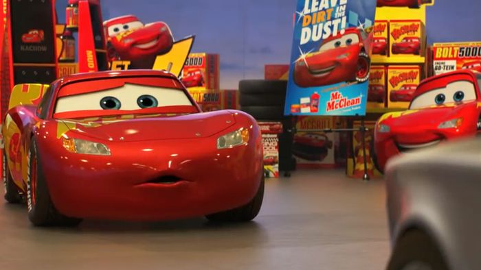 Lightning McQueen Kecelakaan di Trailer Cars 3