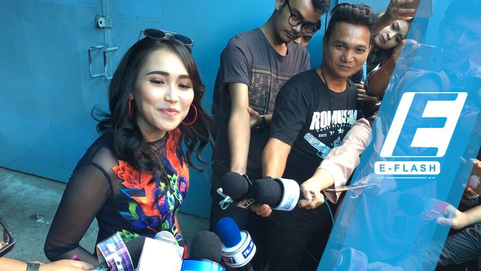 Dibilang Joget Sambil Mabuk, Ini Penjelasan Ayu Ting Ting