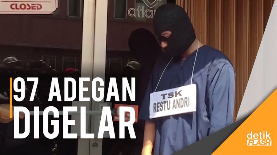 Melihat Reka Ulang Pesta Gay di Kelapa Gading