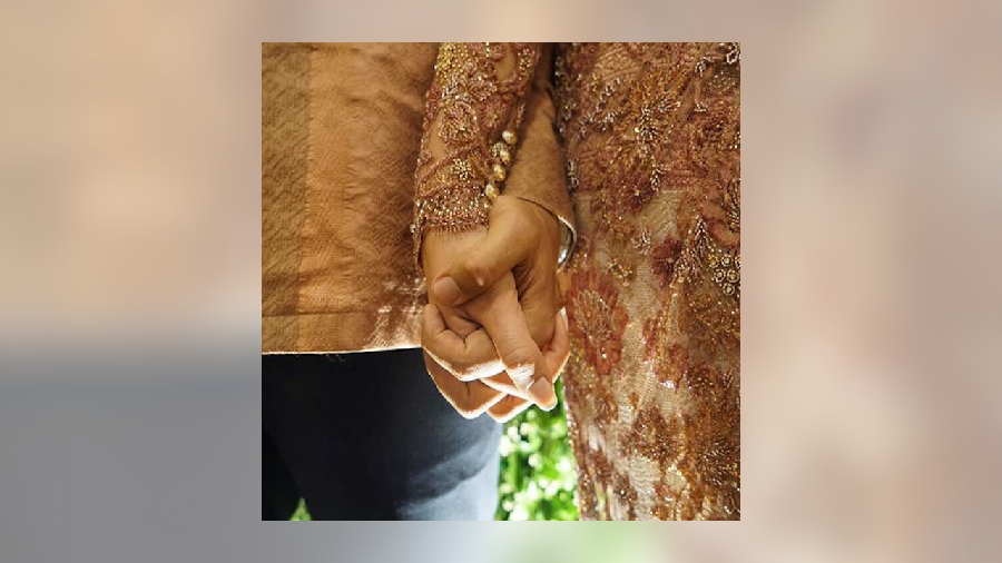 Usai Tunangan, Raisa dan Hamish Kompak Unggah Foto Ini