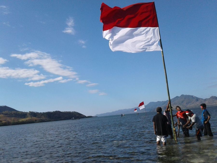 Sambut Hari Kemerdekaan dengan Senyuman, Indonesia Happy