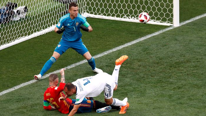 Gol Bunuh Diri! Spanyol Memimpin 1-0