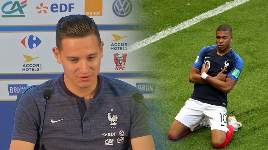 Mbappe Seperti Naik Motor di Lapangan