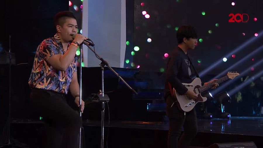 Semarak Lagu Elektronik NEV+ Bams Membawakan Di Atas Awan