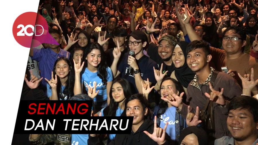 Pemain Dilan 1990 Terharu Filmnya Digemari Teman Tuli