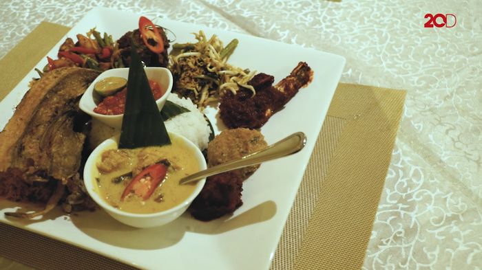 Makanan Rempah Khas Restoran dengan Arsitektur Etnik