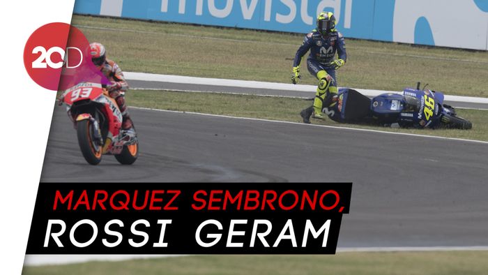 Momen  Marquez Membuat Rossi Terjatuh