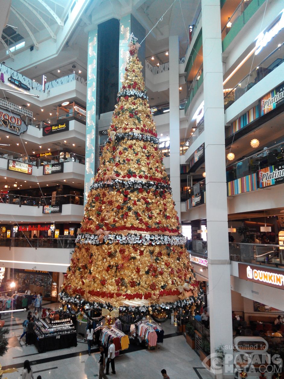 Cantik Dan Megahnya Pohon Natal Di Atrium Senen Umum PasangMata