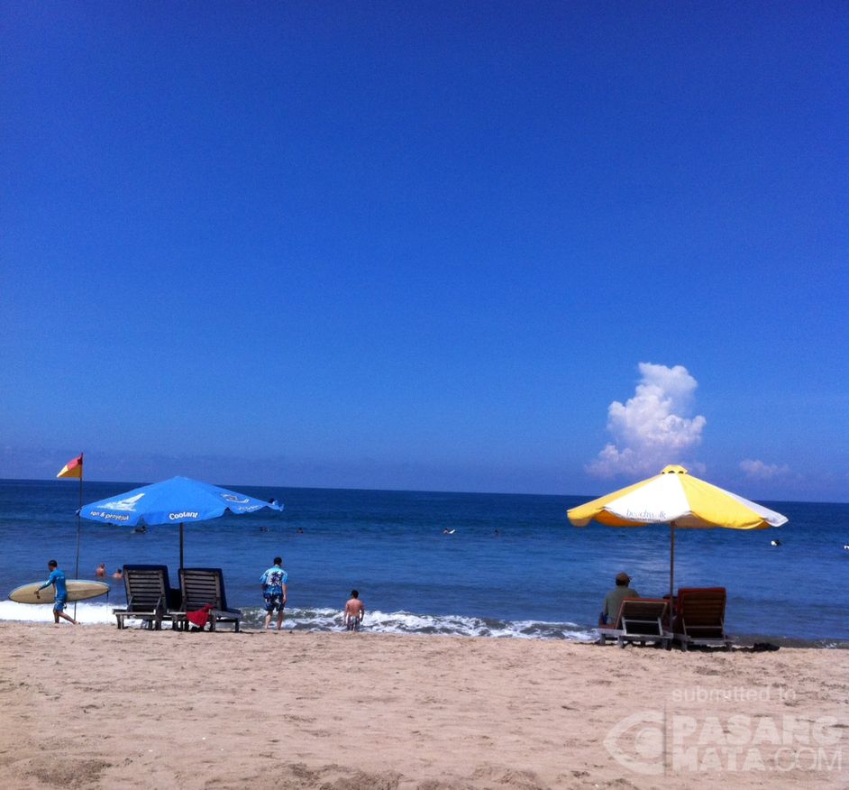 Indahnya iPemandangani Laut di iPantaii Kuta iPagii iHarii a 