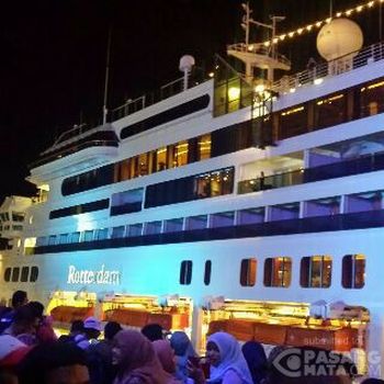 Pasang Mata Kapal Pesiar Di Tanjung Perak Surabaya Jadi Pasang Mata Kapal Pesiar Di Tanjung Perak Surabaya Jadi
