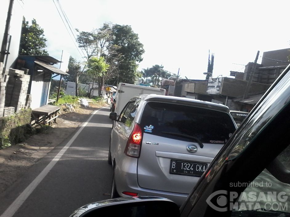 Libur Imlek, Arus lalin di Jl Lembang Arah Ledeng Macet 