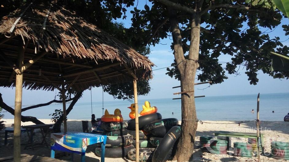 Hari Libur Pantai Bondo Jepara Sepi Pengunjung Wisata