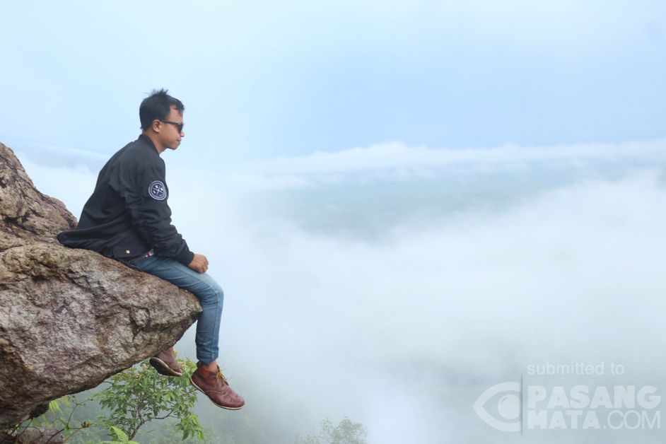 Bukit Seribu Tangga Tawarkan Keindahan Negeri Di Atas Awan