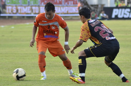 Persisam vs Sriwijaya (ANTARA/Amirullah)
