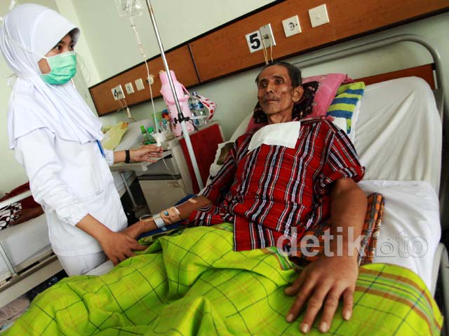 Dokter-dokter Berkelakuan Nyeleneh, Remas Payudara Hingga 