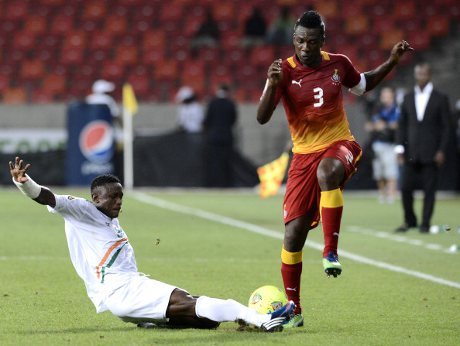 AFP/STEPHANE DE SAKUTIN
