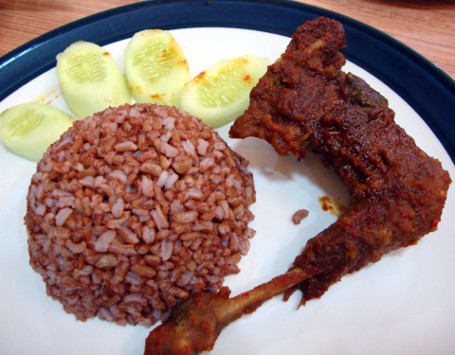Sedap Alami: Menyantap Mie Flaxseed dan Ayam Organik Tanpa Cemas Sedap Alami: Menyantap Mie Flaxseed dan Ayam Organik Tanpa Cemas