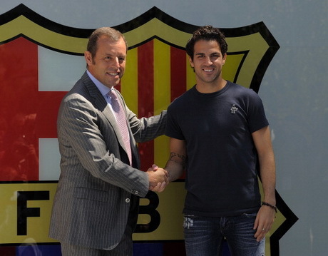 Sandro Rosell dan Fabregas (AFP/Lluis Gene)