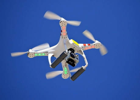 ilustrasi drone (AFP/MARTIN BERNETTI)