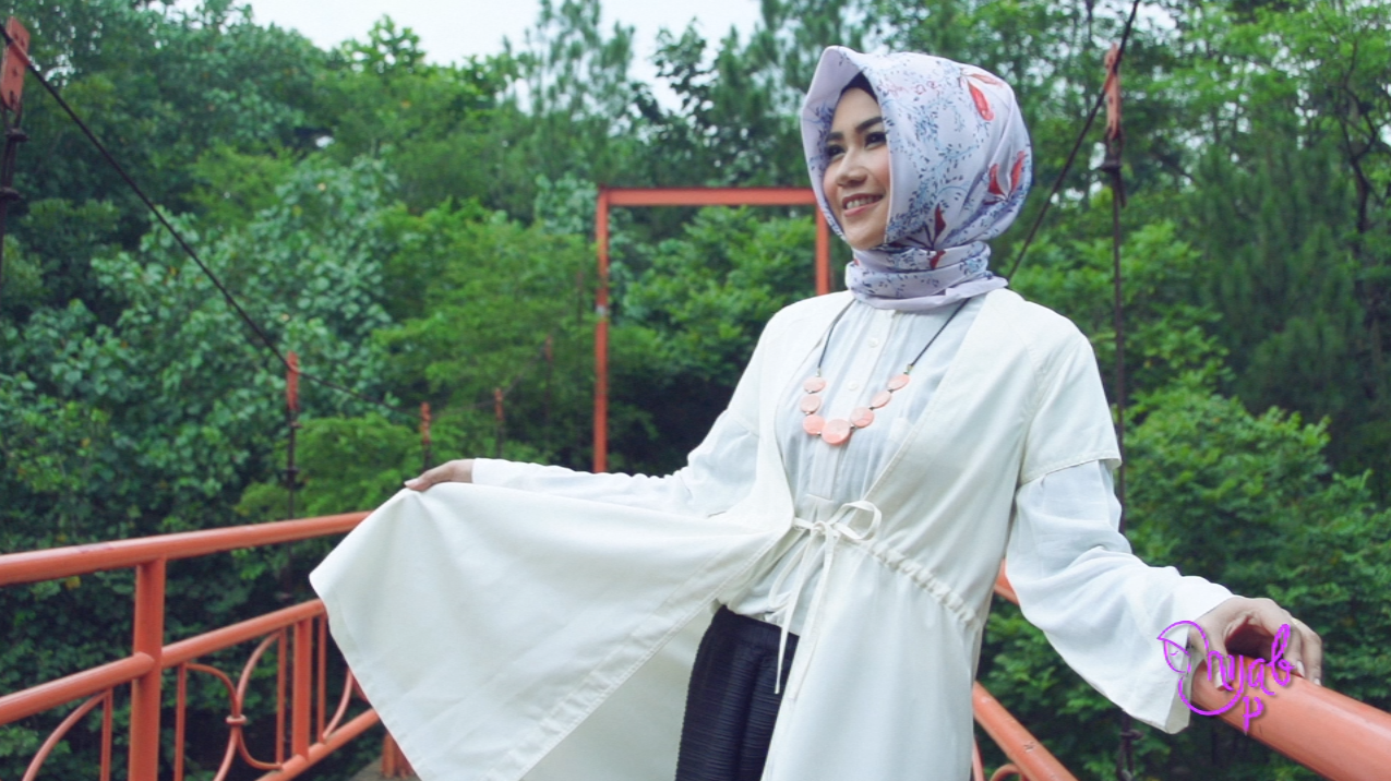 Tips Memakai Celana Kulot yang Masih Jadi Favorit Hijabers 