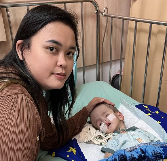 Anugerah, Bayi dengan Hidrosefalus yang Berjuang Hidup