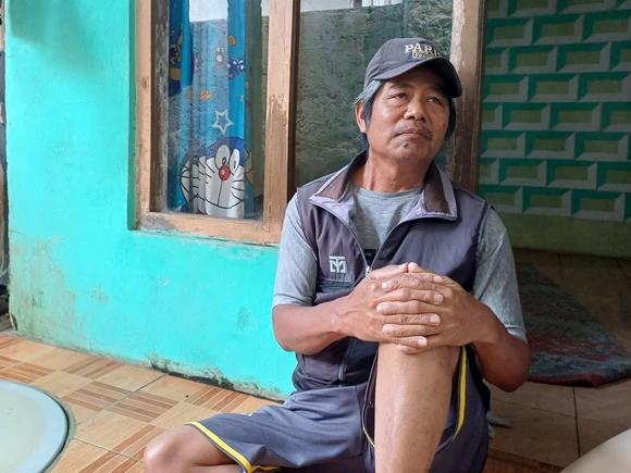 Sakit Stroke, Awan Berharap Gerobak untuk Mempermudah Jual Balon