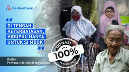 Di Atas Kursi Roda, Parmi Menumbuk Melinjo untuk Berjuang Hidup Bersama Ibu