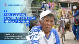 Nestapa Kakek Uja, Berjualan Mainan Keliling demi Menyambung Hidup