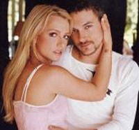 Britney dikecam Mantan Pacar Kevin