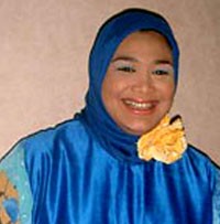 Putusan Sidang Cerai Hughes Masih Molor