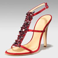 Temukan Sepatu Prom yang Pas Untukmu