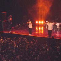 Konser Boyz II Men: Penantian yang Penuh Cinta