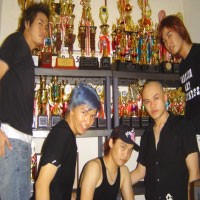 ZZVONCIOUS: Lima Cowok Oke Yang Hobi Ngedance