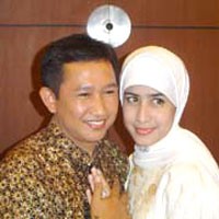 Sebelum Nikah Eep-Sandrina Konsultasi ke Aa Gym