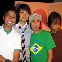 Budjana Hengkang Dari GIGI?