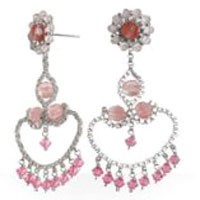 Tampil Cantik Dengan Chandelier Earrings