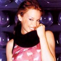 Operasi Kanker Payudara Kylie Berhasil