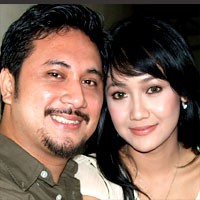 Rheina Ipeh Resmi Diperistri Zaki 