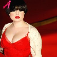 Penyakit Lama Kelly Osbourne Kambuh