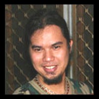 Pengangkatan Dhani Berkat Lagu Shine On