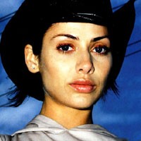 Natalie Imbruglia Bintang Utama Elise