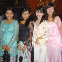 Day 4, Monitas Friends, Wisuda Tanpa Monita